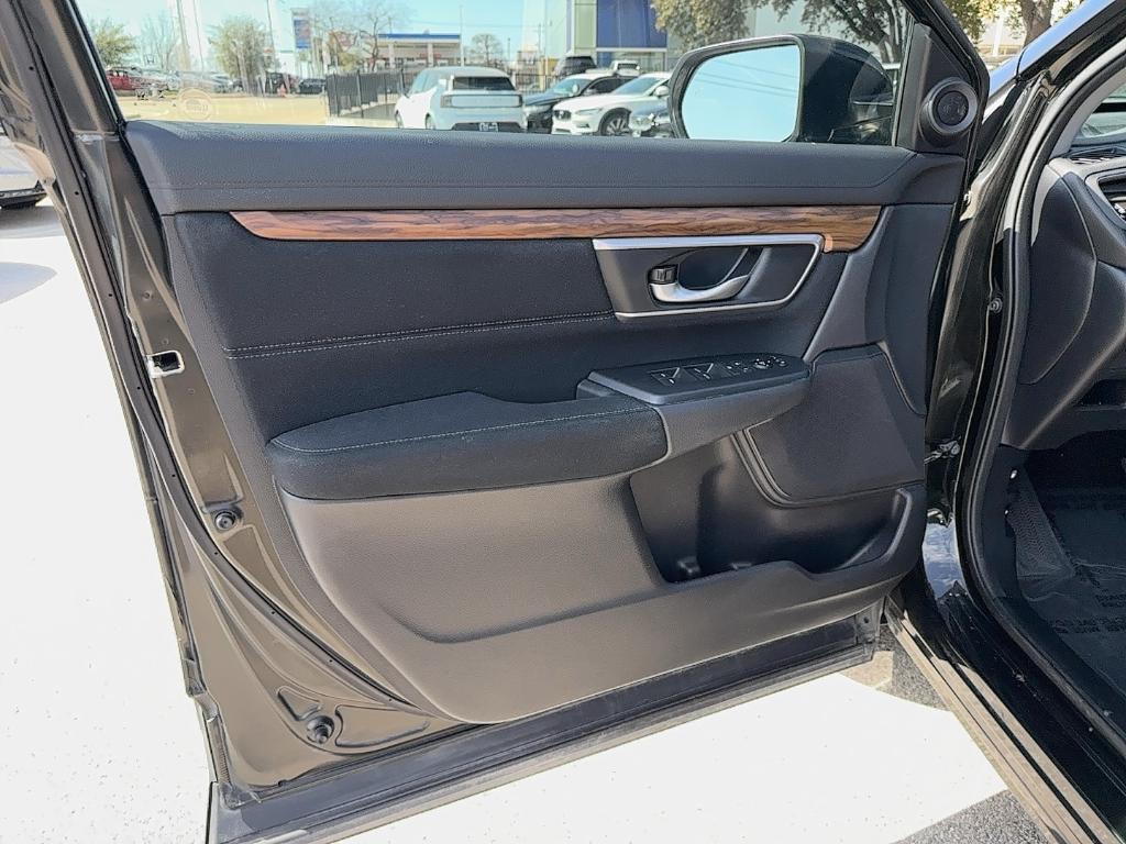 used 2018 Honda CR-V car, priced at $17,995