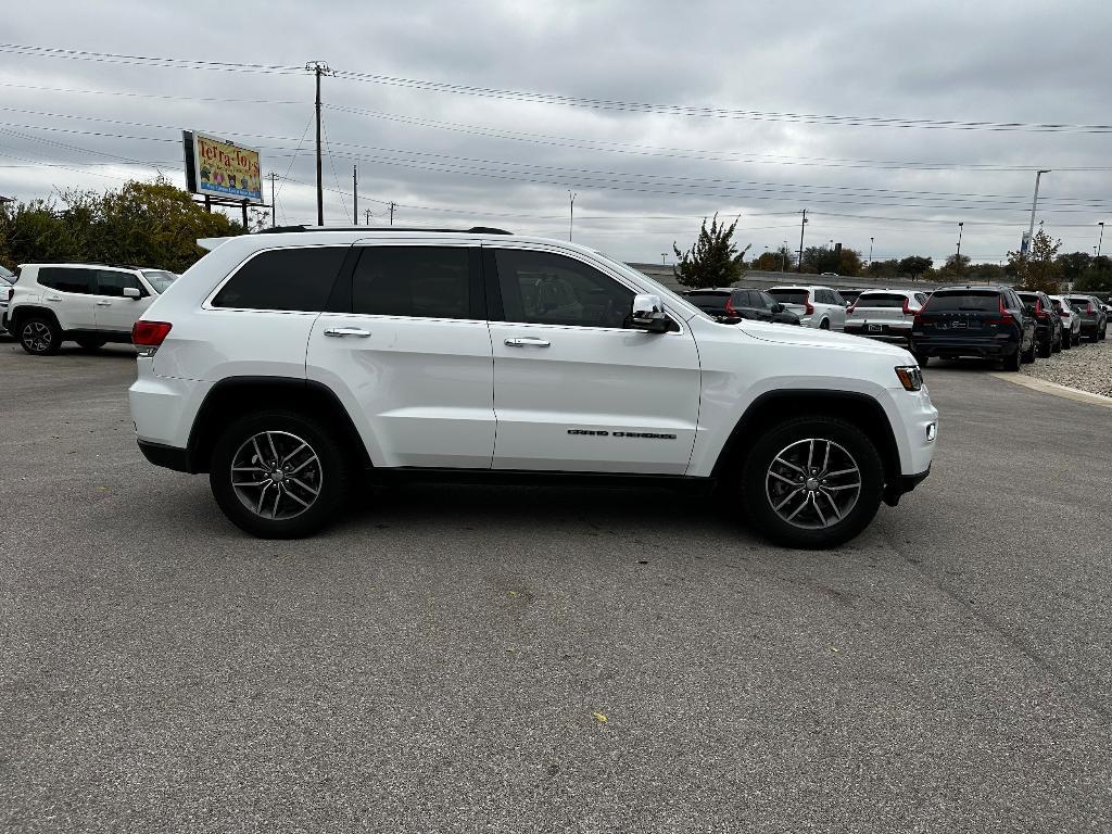 used 2018 Jeep Grand Cherokee car, priced at $17,995