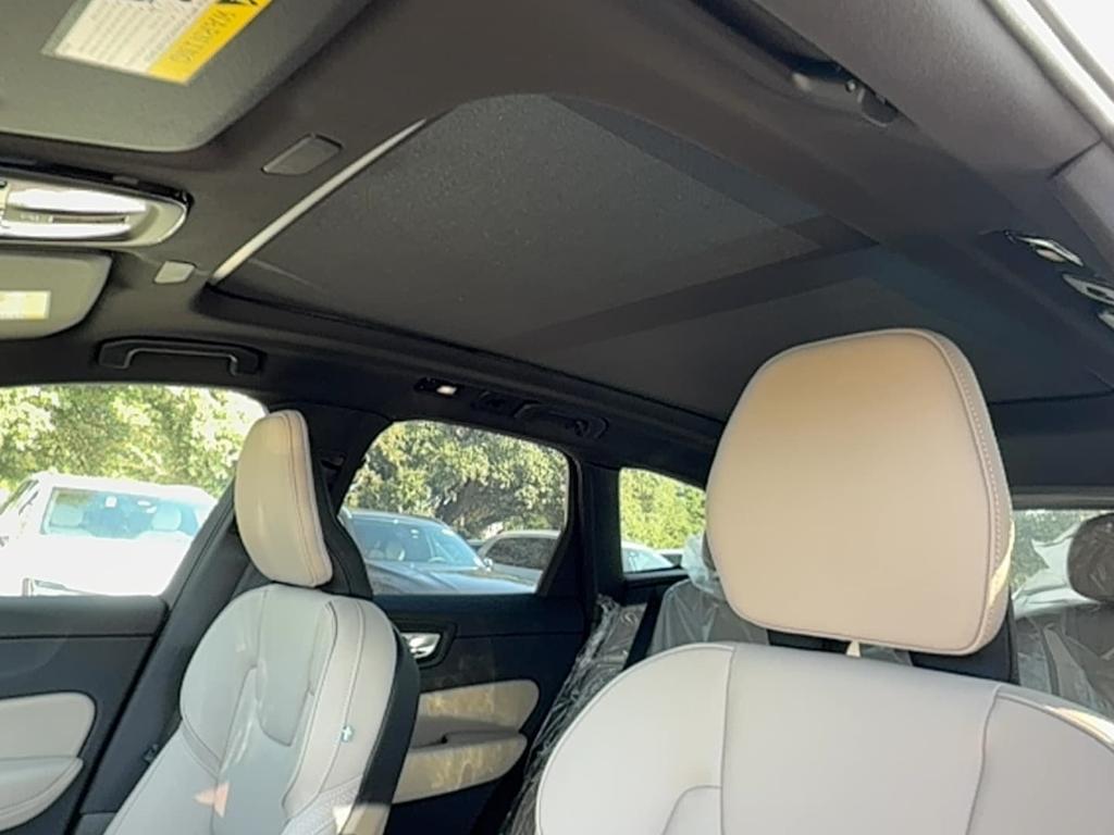 new 2026 Volvo XC60 car, priced at $57,985