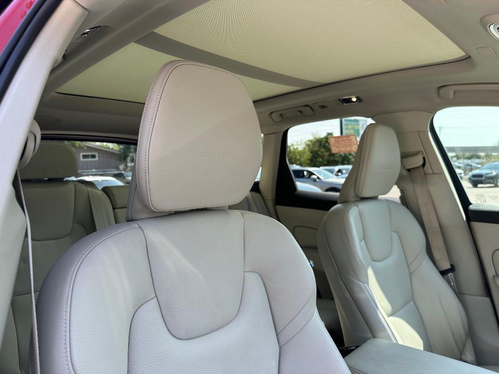 used 2020 Volvo XC60 car, priced at $18,995