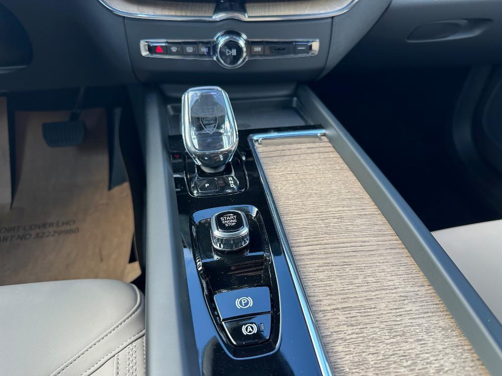 new 2026 Volvo XC60 car, priced at $57,985