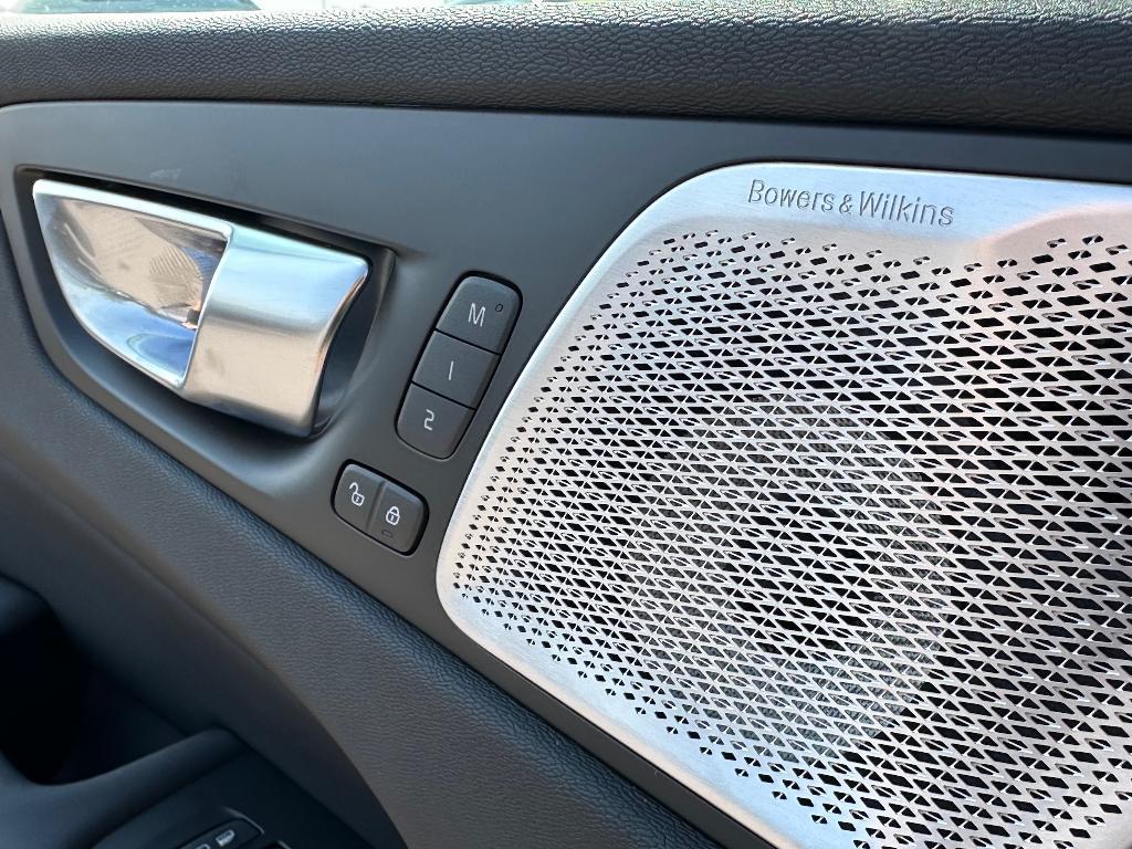 new 2026 Volvo XC60 car, priced at $66,135