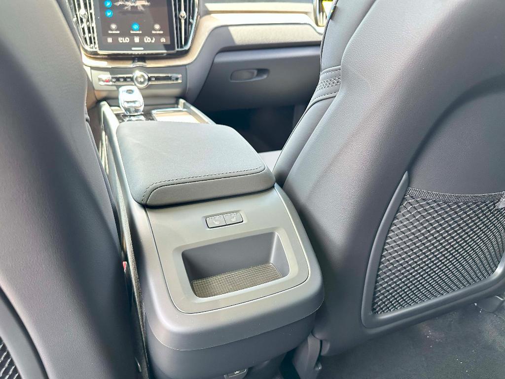 new 2026 Volvo XC60 car, priced at $58,385