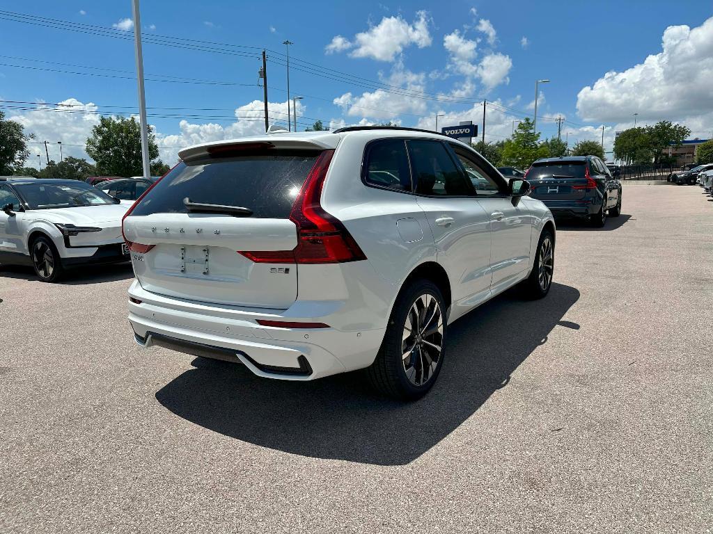 new 2026 Volvo XC60 car, priced at $58,385
