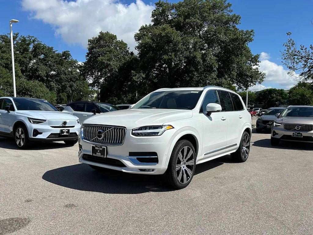 new 2024 Volvo XC90 car, priced at $67,070