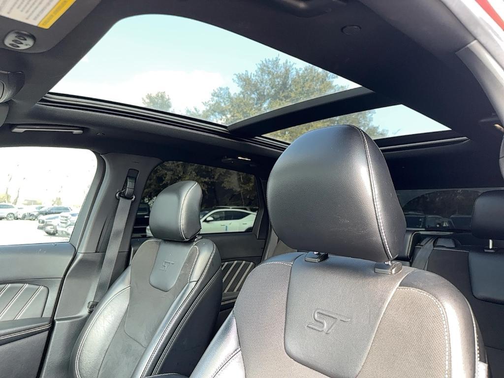 used 2019 Ford Edge car, priced at $18,995