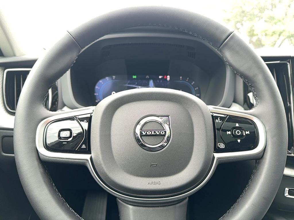 new 2025 Volvo XC60 car, priced at $55,360