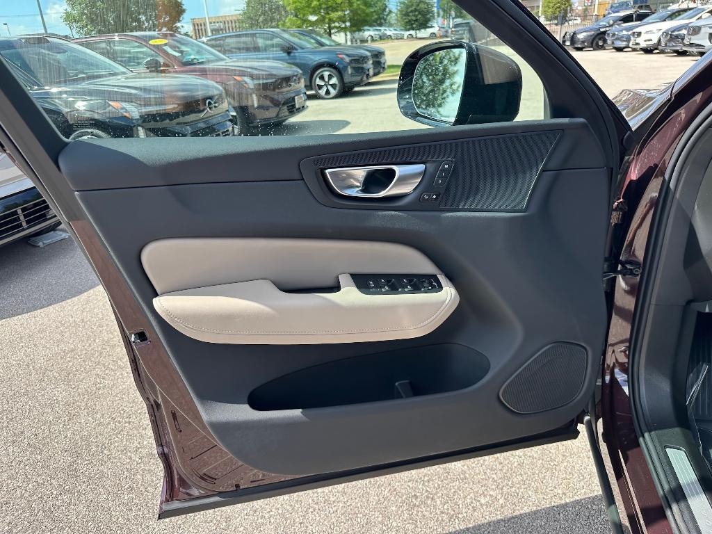 new 2026 Volvo XC60 car, priced at $52,985