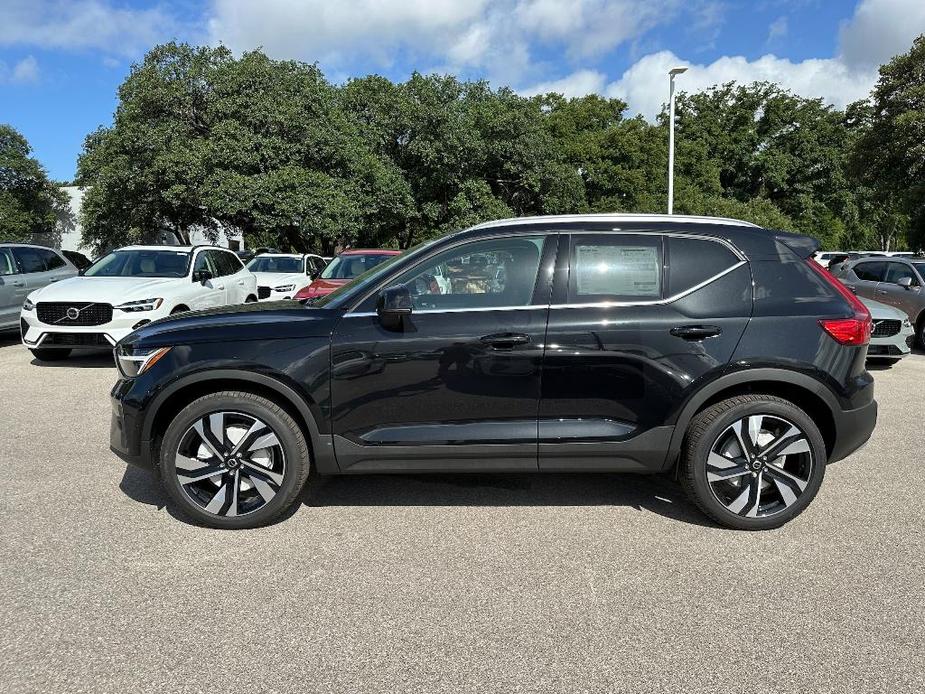 new 2025 Volvo XC40 car, priced at $51,765