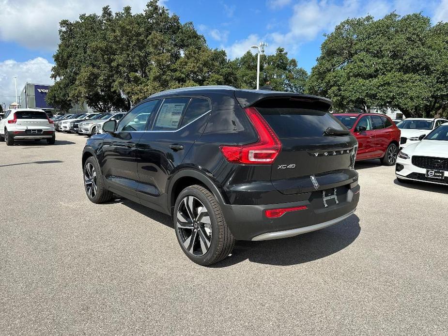 new 2025 Volvo XC40 car, priced at $51,765