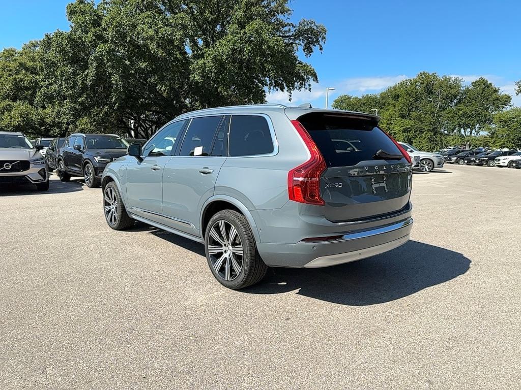 used 2022 Volvo XC90 Recharge Plug-In Hybrid car, priced at $52,498