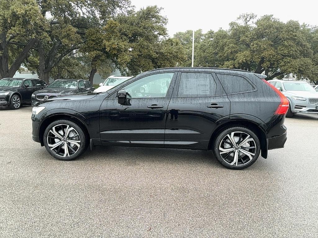 new 2025 Volvo XC60 car, priced at $63,835