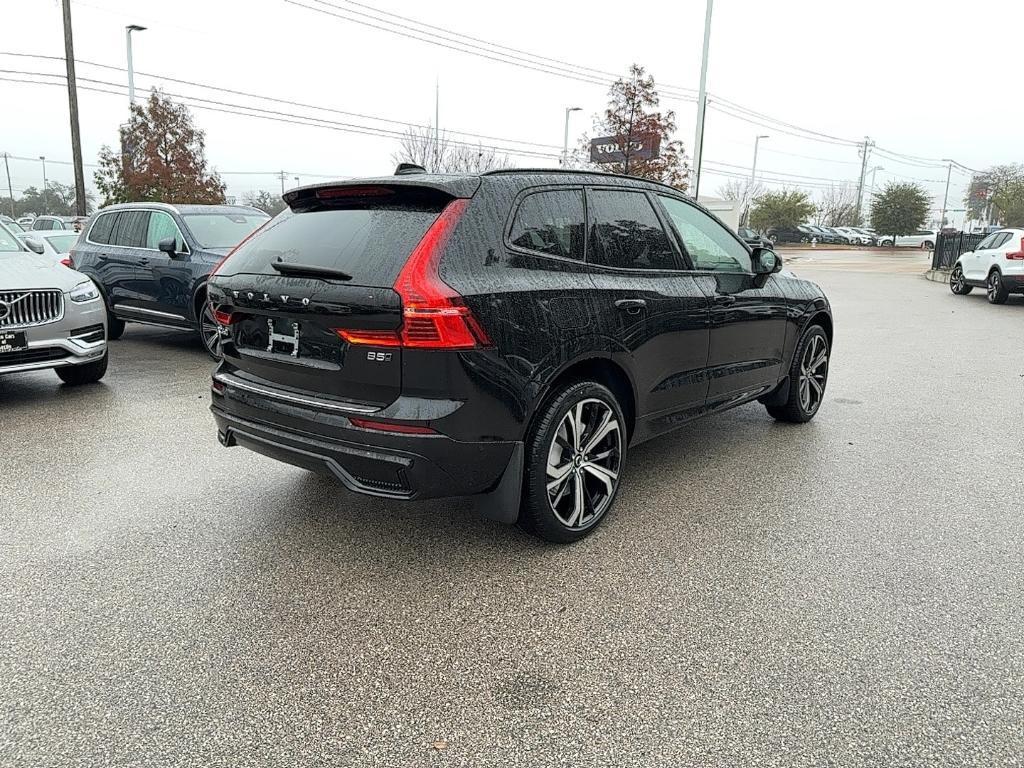 new 2025 Volvo XC60 car, priced at $63,835