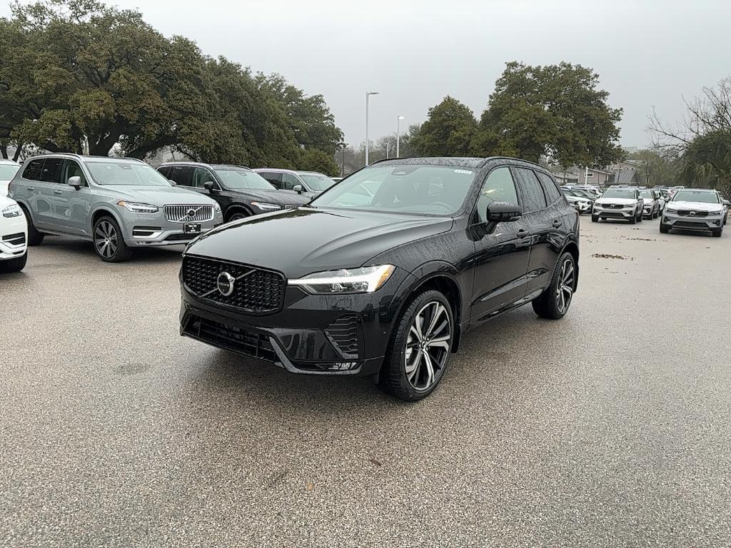 new 2025 Volvo XC60 car, priced at $63,835