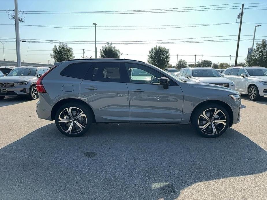 new 2025 Volvo XC60 car, priced at $59,845