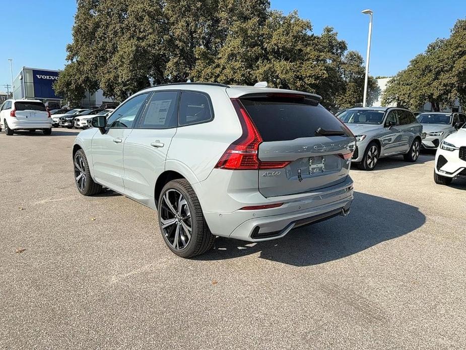 new 2025 Volvo XC60 car, priced at $59,845