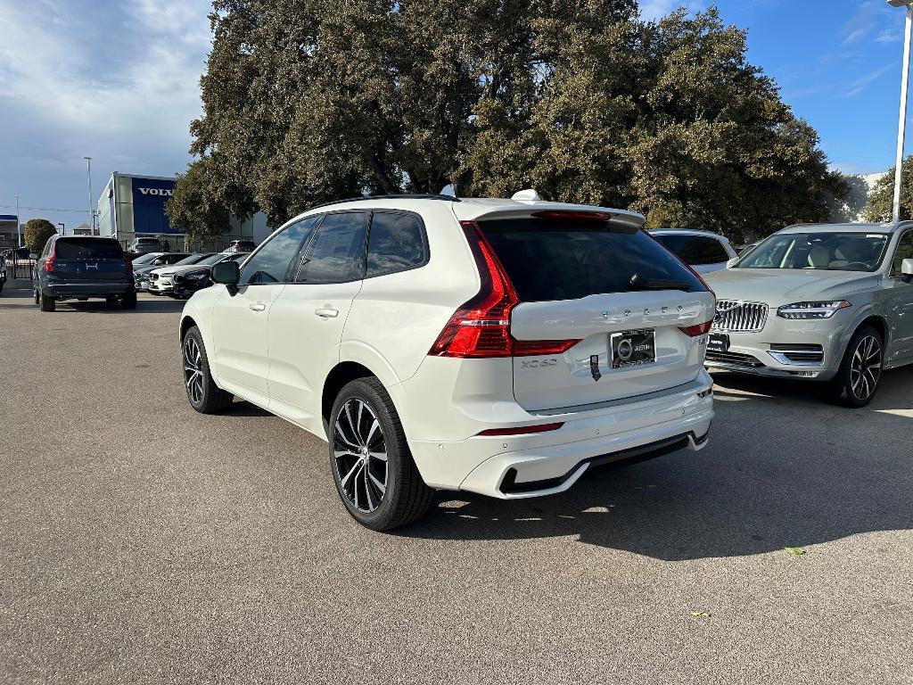 new 2025 Volvo XC60 car, priced at $54,585