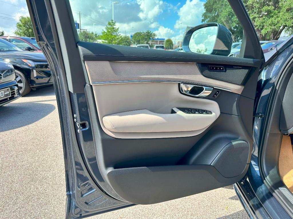 new 2026 Volvo XC90 car, priced at $73,800