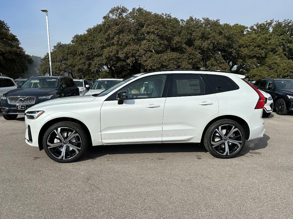 new 2025 Volvo XC60 car, priced at $59,845