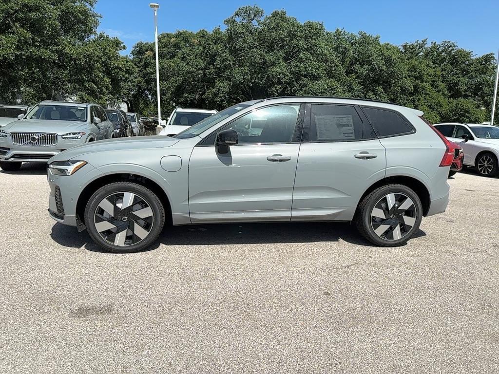 new 2025 Volvo XC60 Plug-In Hybrid car, priced at $66,235