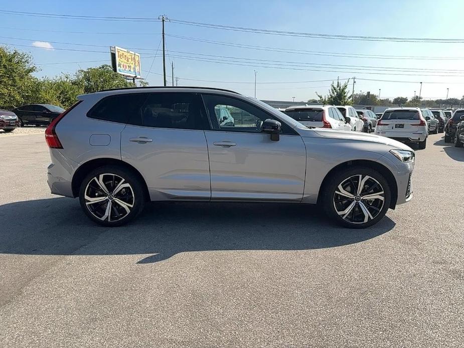 used 2022 Volvo XC60 car, priced at $38,995