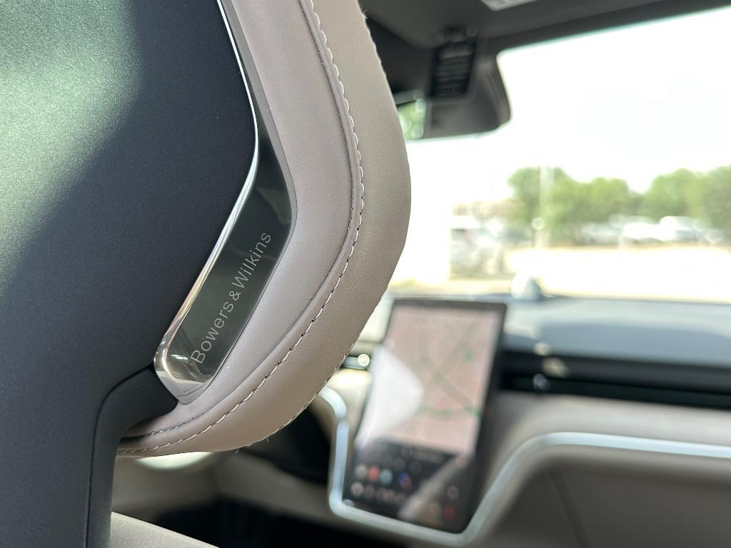 new 2025 Volvo EX90 car, priced at $92,505