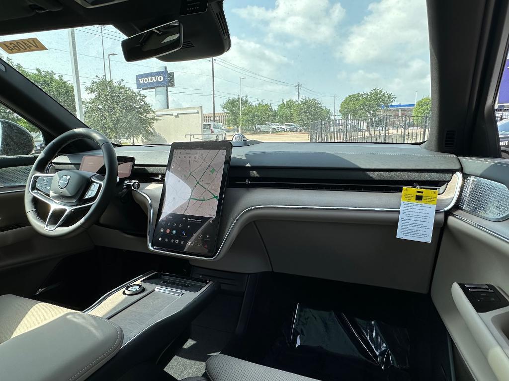 new 2025 Volvo EX90 car, priced at $92,505