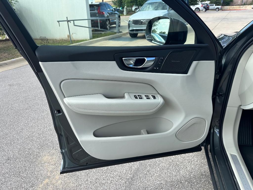 new 2026 Volvo XC60 car, priced at $64,200