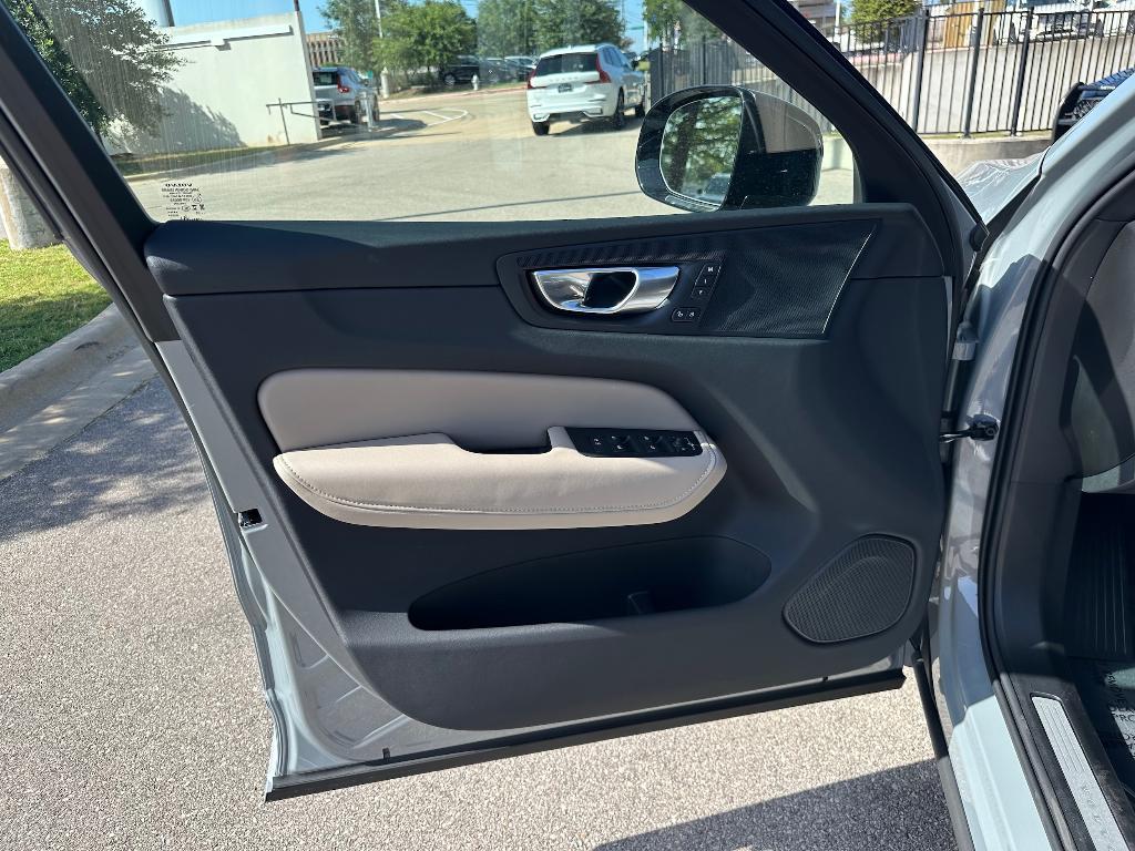 new 2026 Volvo XC60 car, priced at $57,985