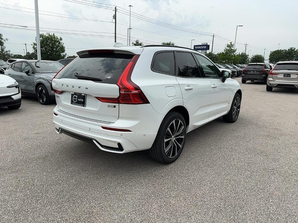 new 2025 Volvo XC60 car, priced at $55,360