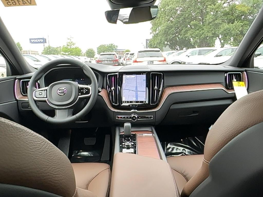 new 2025 Volvo XC60 car, priced at $55,360