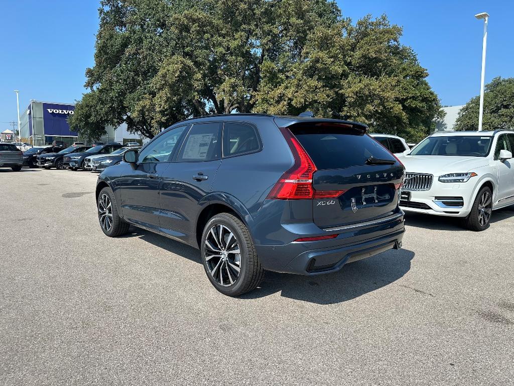 new 2025 Volvo XC60 car, priced at $55,335