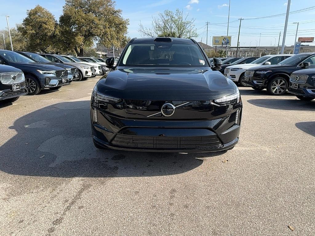 new 2025 Volvo EX90 car, priced at $87,240
