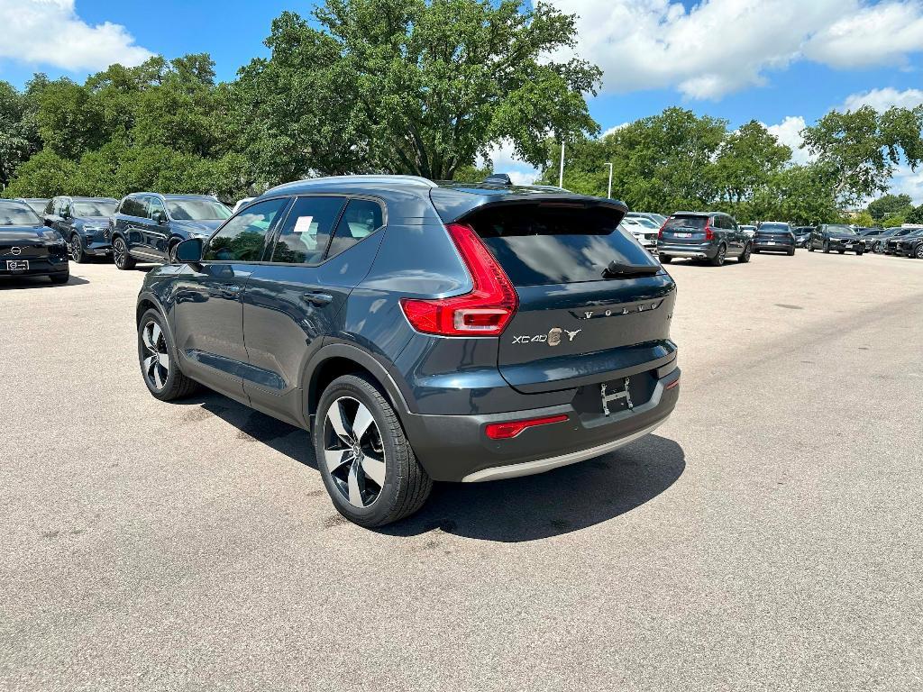 used 2021 Volvo XC40 car, priced at $29,995