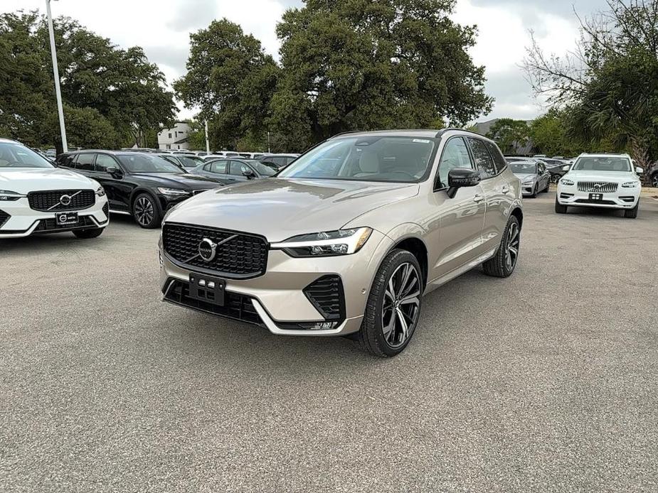 new 2025 Volvo XC60 car, priced at $59,885