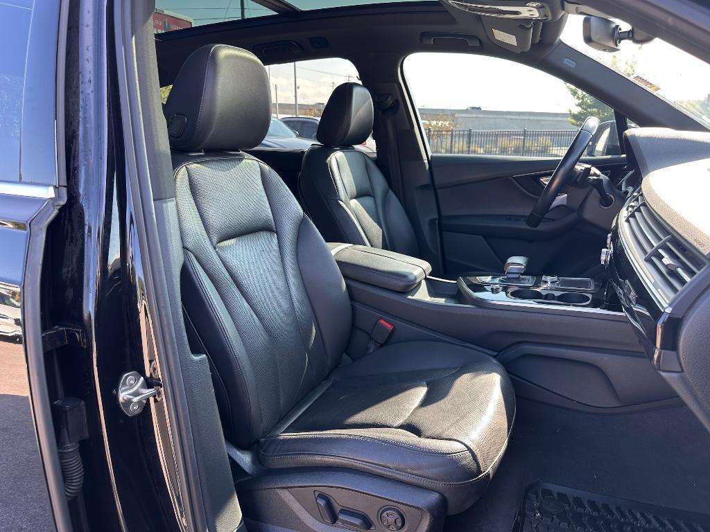used 2017 Audi Q7 car, priced at $15,995