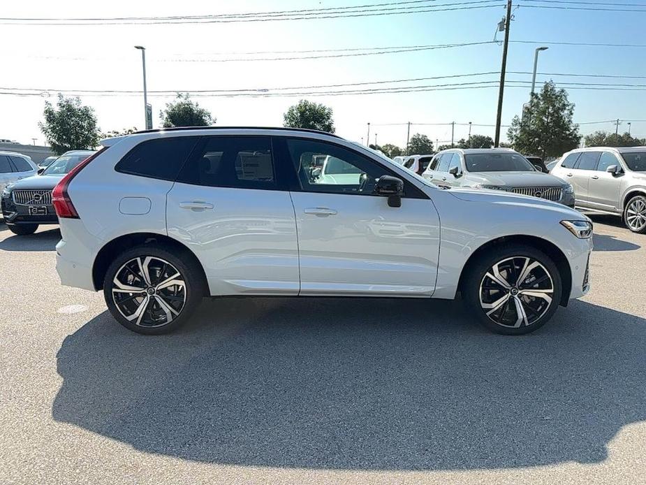 new 2025 Volvo XC60 Plug-In Hybrid car, priced at $71,085