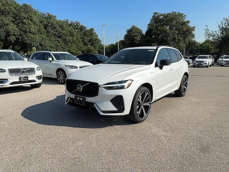 new 2025 Volvo XC60 Plug-In Hybrid car, priced at $71,085