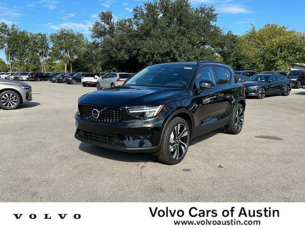 used 2024 Volvo XC40 car, priced at $41,020