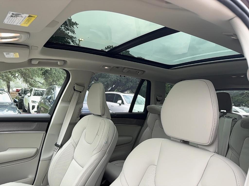 new 2025 Volvo XC90 Plug-In Hybrid car, priced at $82,405