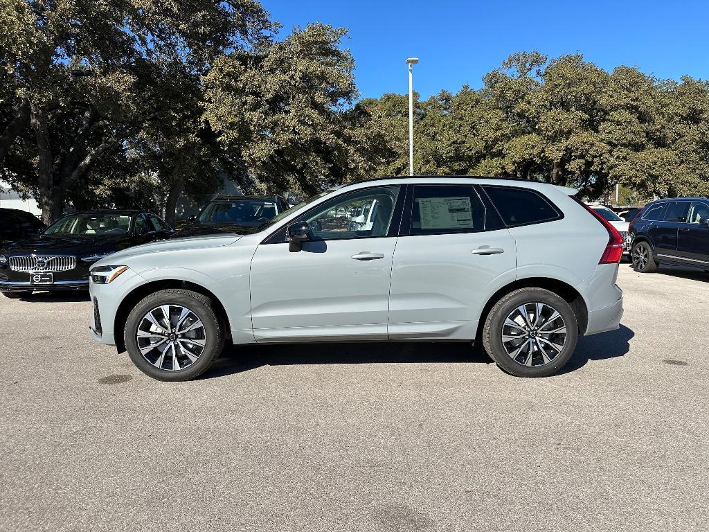 new 2025 Volvo XC60 car, priced at $49,145