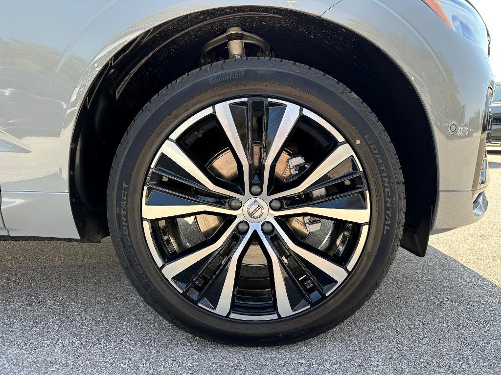 new 2025 Volvo XC60 car, priced at $55,360