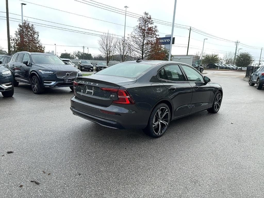 new 2025 Volvo S60 car, priced at $48,015