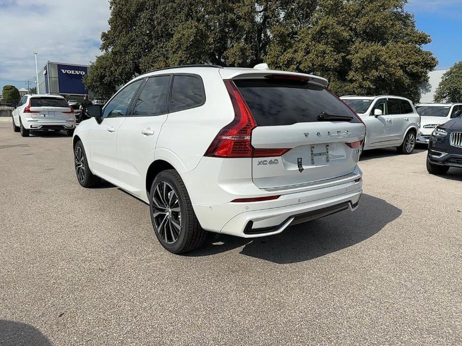 new 2025 Volvo XC60 car, priced at $55,335