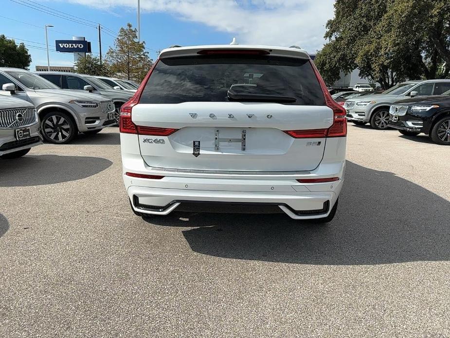 new 2025 Volvo XC60 car, priced at $55,335