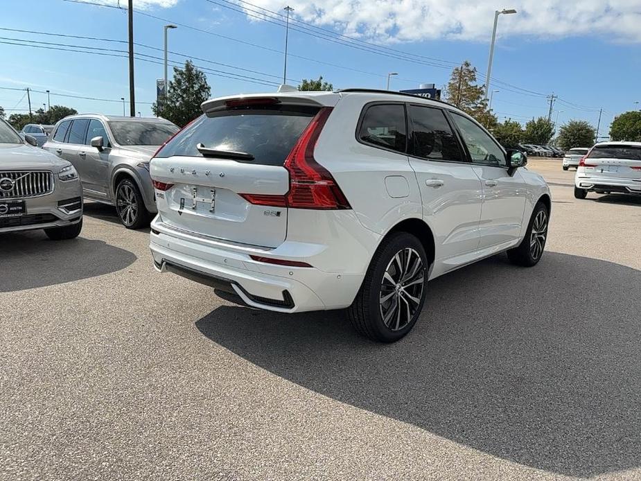 new 2025 Volvo XC60 car, priced at $55,335