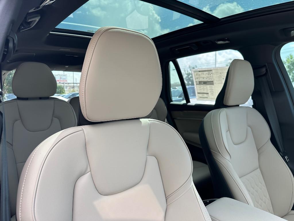 new 2025 Volvo XC90 car, priced at $70,805