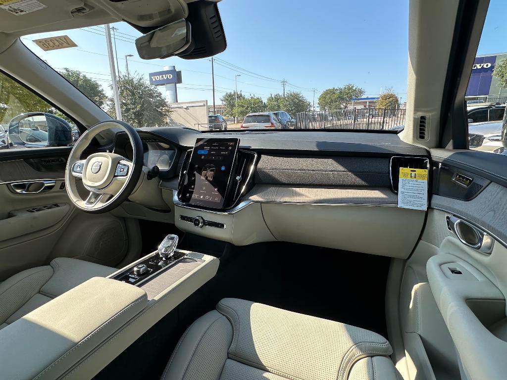 new 2026 Volvo XC90 car, priced at $75,155