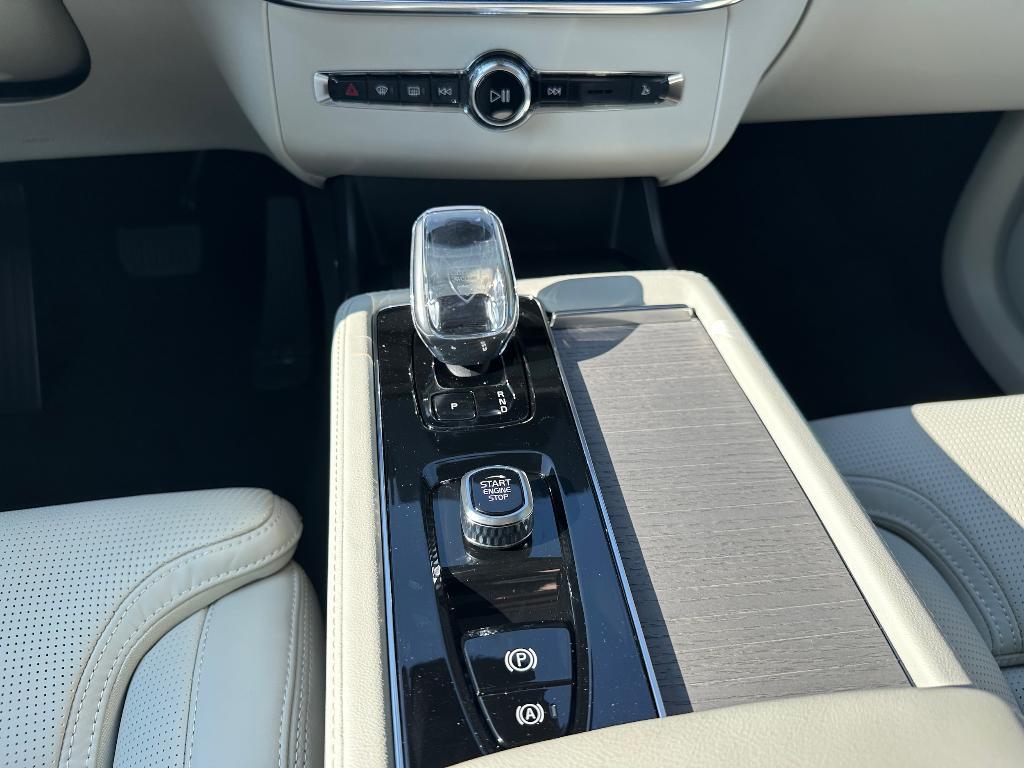 new 2026 Volvo XC90 car, priced at $75,155