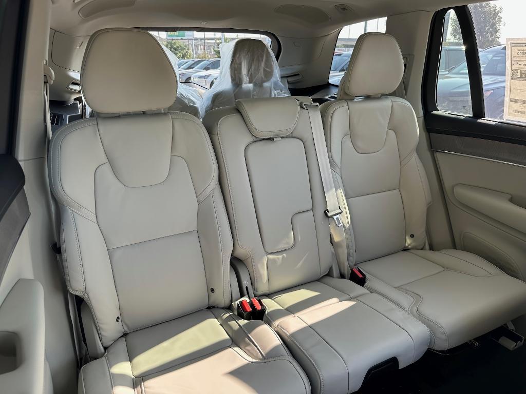 new 2026 Volvo XC90 car, priced at $75,155